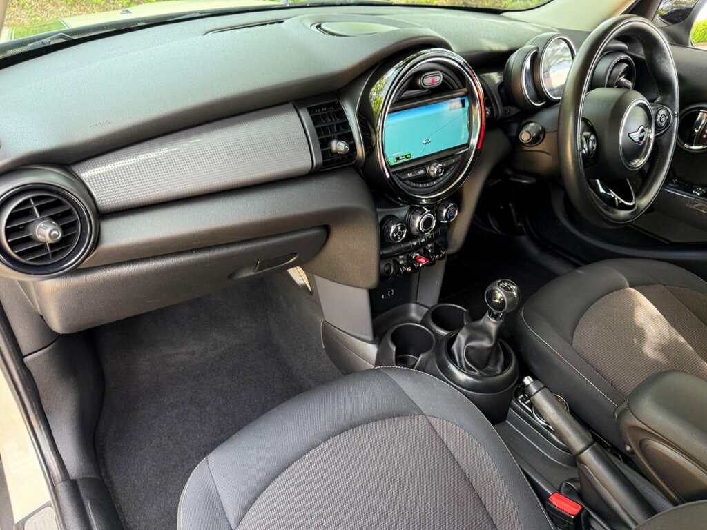 Mini Hatch 2.0 Cooper S Chilijcw Sportmedia Pack XL White #20