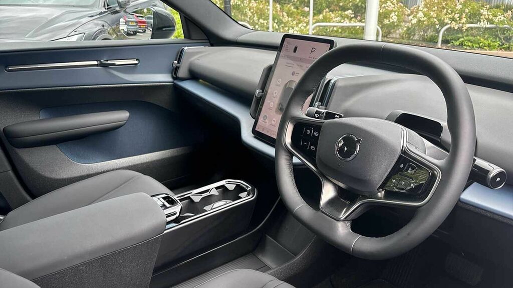 Volvo EX30 Plus, Twin Motor Performance, BK75XBP Black #4