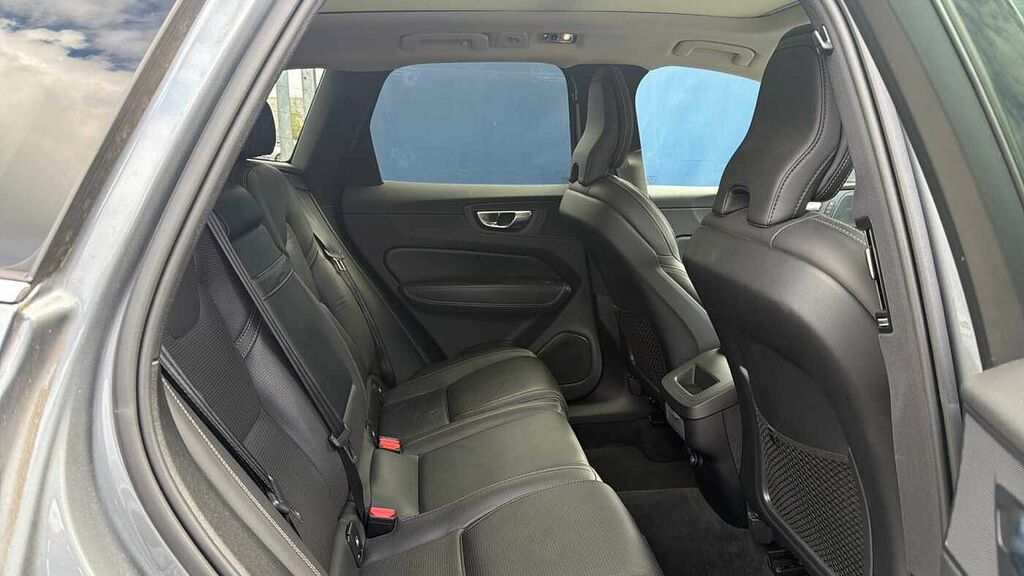 Volvo XC60 D5 232Bhp Powerpulse Awd Inscription Pro - Pano KX68UPL Grey #6