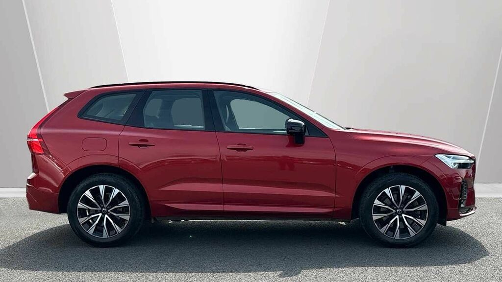 Volvo XC60 Plus, B4 Mild Hybrid, Dark WD72TLV Red #3