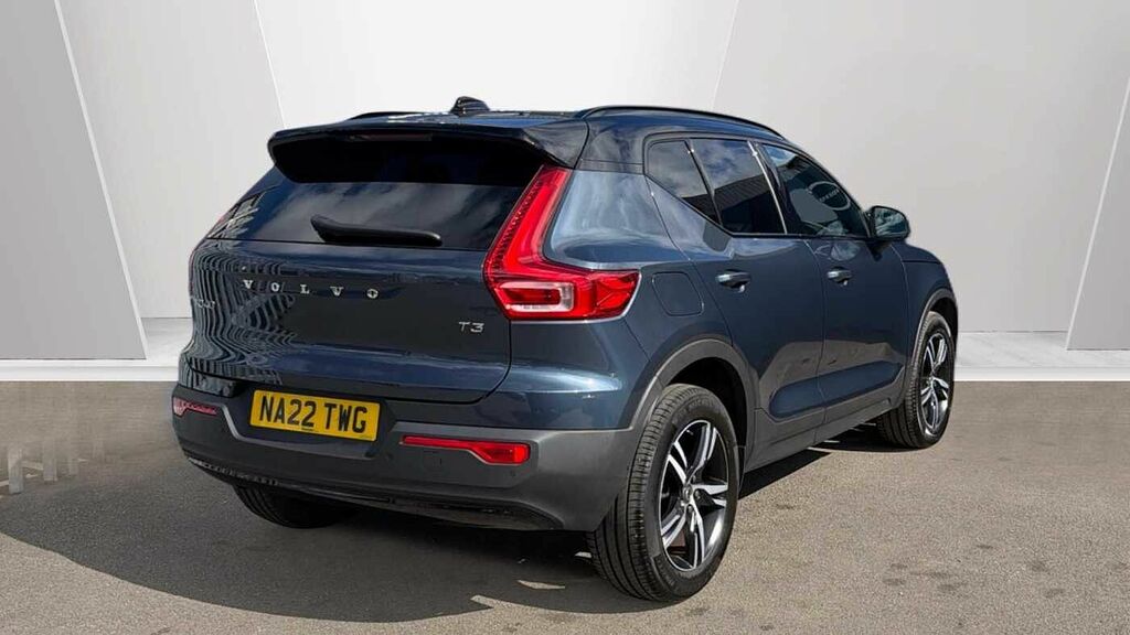 Volvo XC40 T3 161Bhp R Design - Rear Park Assist NA22TWG Blue #2