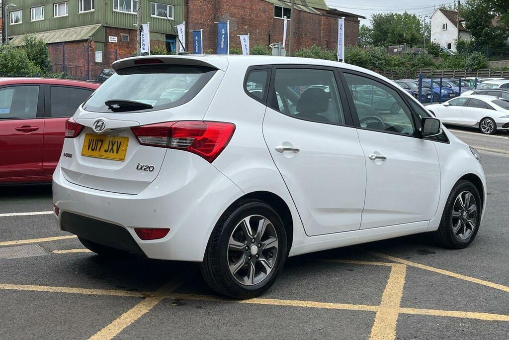 Hyundai Ix20 1.4 Blue Drive Se Nav White #4