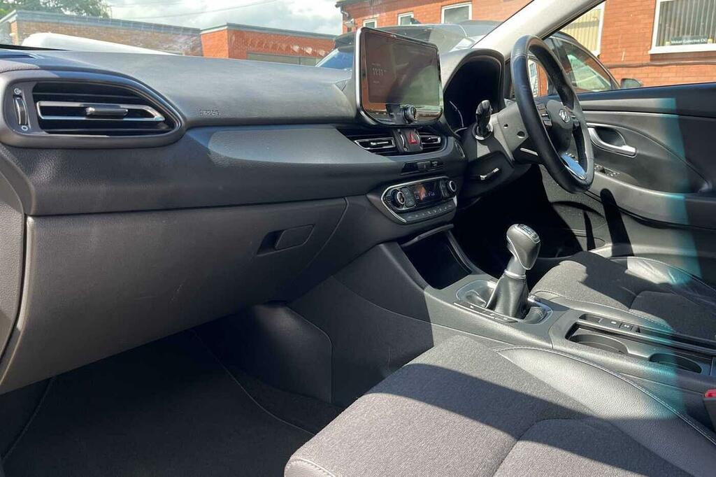 Hyundai I30 1.0 T-gdi Premium White #2