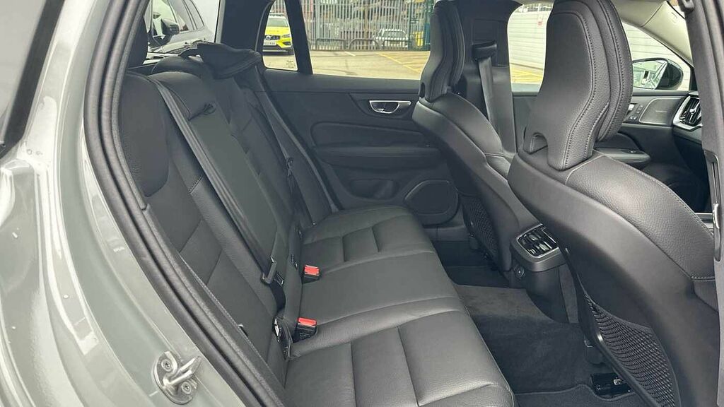 Volvo V60 Ultra, B4 Mild Hybrid, Dark DL26XJH Grey #6