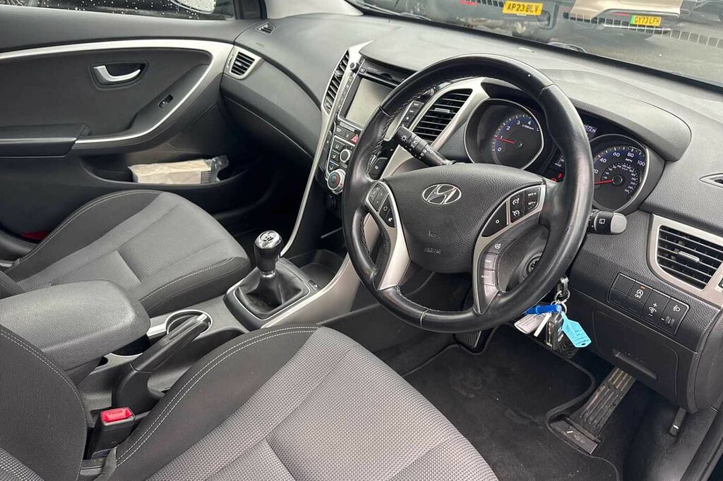 Hyundai I30 1.4 Blue Drive Se Nav ET16JVK Black #5