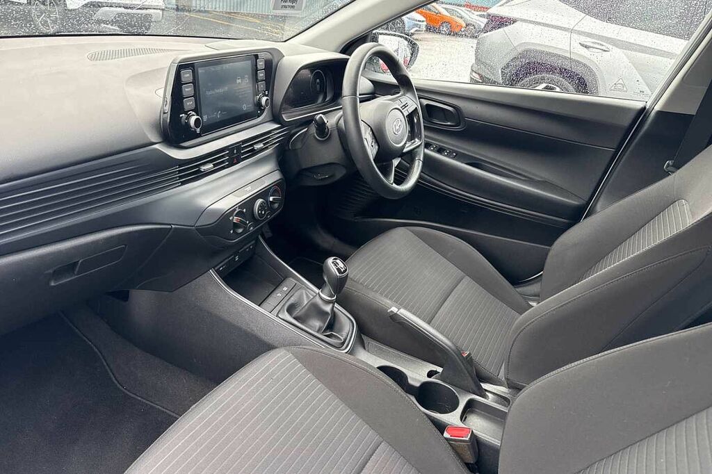 Hyundai I20 1.0T Gdi 48V Mhd Se Connect VU22NKL White #2