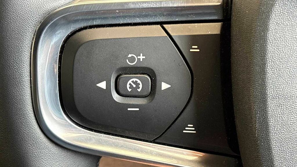 Volvo XC40 2.0 B4 Mhev Ultra Bright Dct Euro 6 Ss  #30
