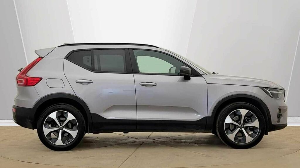 Volvo XC40 Plus, B4 Mild Hybrid, Dark Silver #2