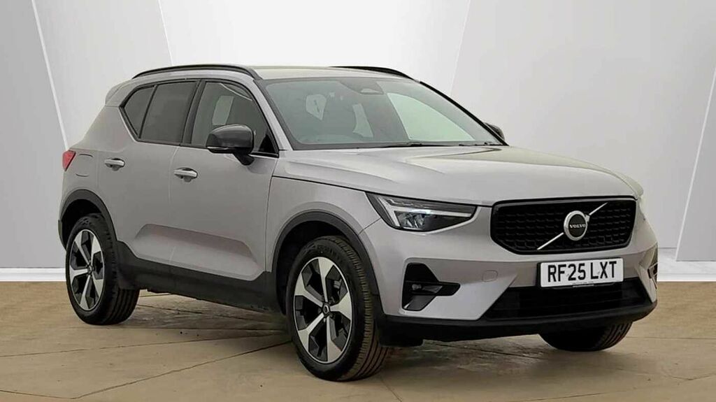 Volvo XC40 Plus, B4 Mild Hybrid, Dark Silver