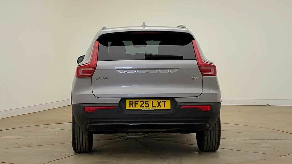 Volvo XC40 Plus, B4 Mild Hybrid, Dark Silver #4