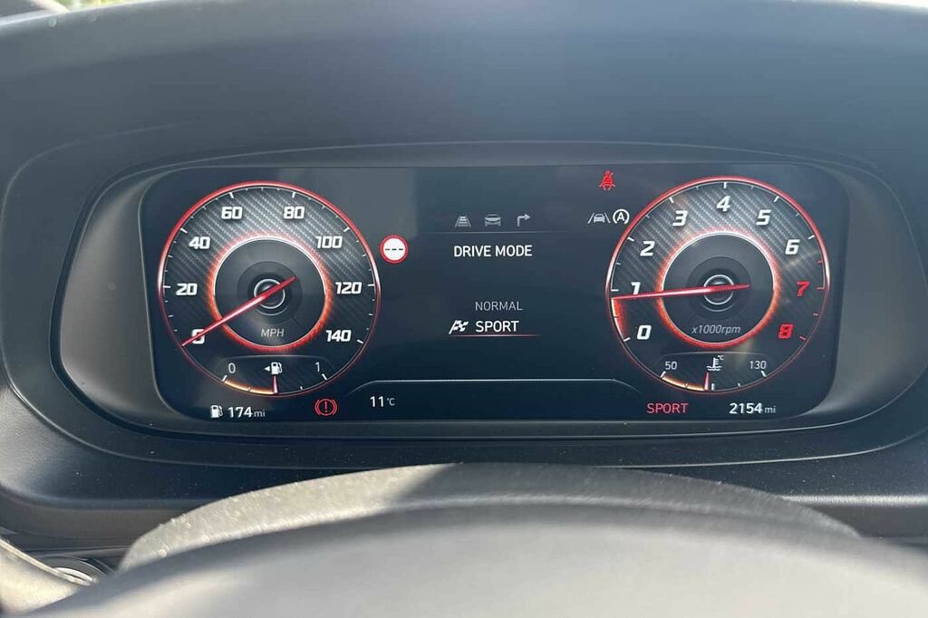 Hyundai I20 1.0T Gdi 90 Tech Line White #18