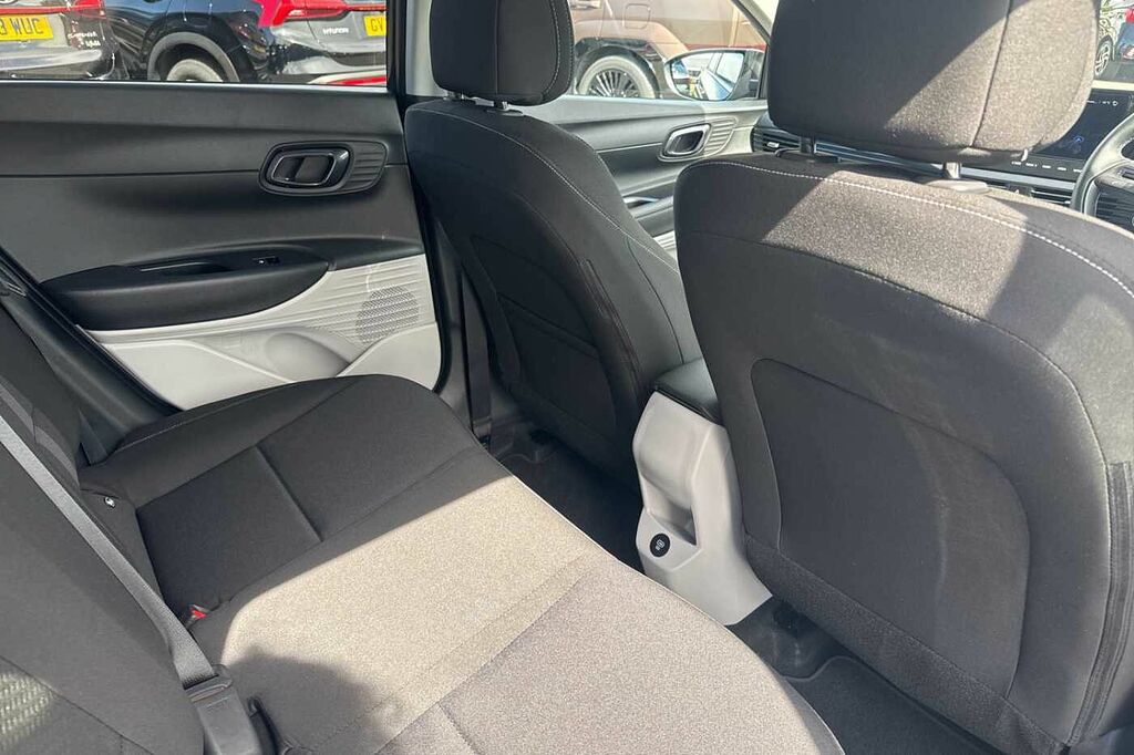 Hyundai I20 1.0T Gdi 90 Tech Line White #26