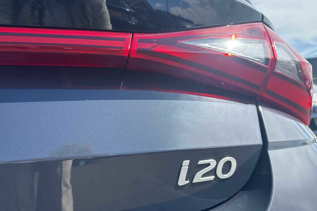 Hyundai I20 1.0T Gdi 90 Tech Line White #29