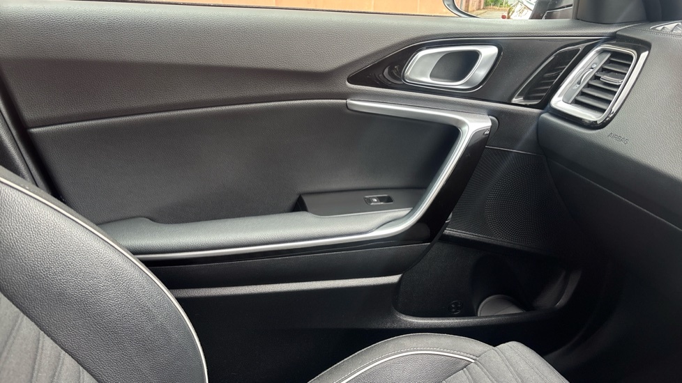 Kia Proceed 1.5T Gdi Isg Gt-line S Dct Black #43
