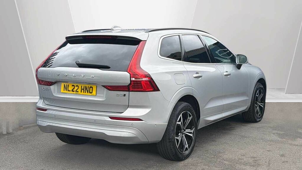 Volvo XC60 B5 247Bhp Momentum Awd Mild Hybrid - 360 Parkin NL22HNO Silver #2
