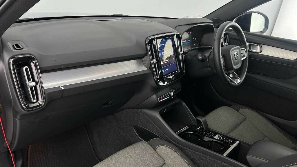 Volvo XC40 B4 194Bhp Plus Dark Awd Mild Hybrid - 360 Parki Grey #6