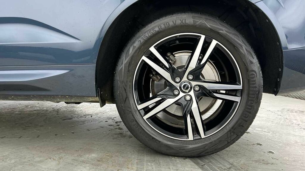 Volvo XC60 R-design, B5 Mild Hybrid NK22LWE Blue #4
