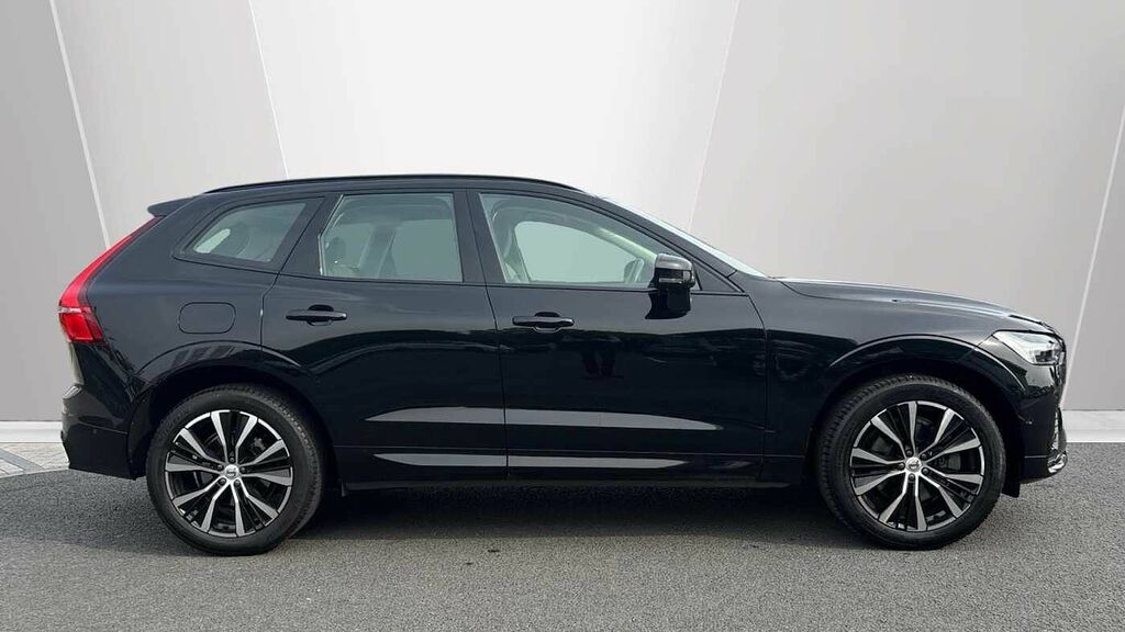 Volvo XC60 Plus, B4 Awd Mild Hybrid, Dark CF23JJZ Black #3