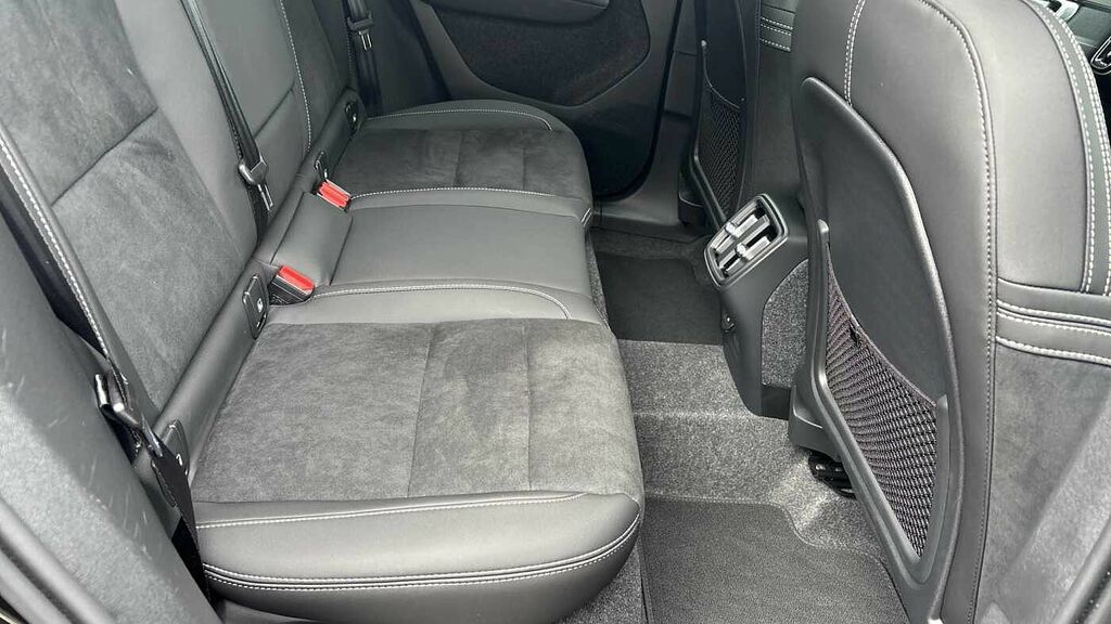 Volvo XC40 Black Edition Plus, B3 Mild Hybrid, BN75UDX Black #6