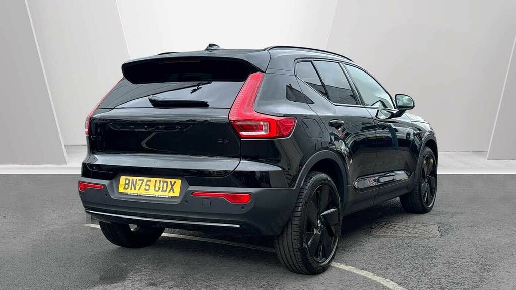 Volvo XC40 Black Edition Plus, B3 Mild Hybrid, BN75UDX Black #2