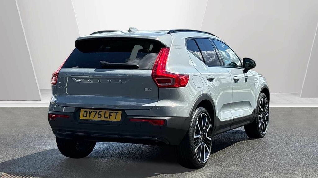 Volvo XC40 Ultra, B4 Mild Hybrid, Dark OY75LFT Grey #2