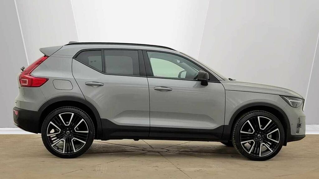 Volvo XC40 Ultra, B4 Mild Hybrid, Dark Grey #2