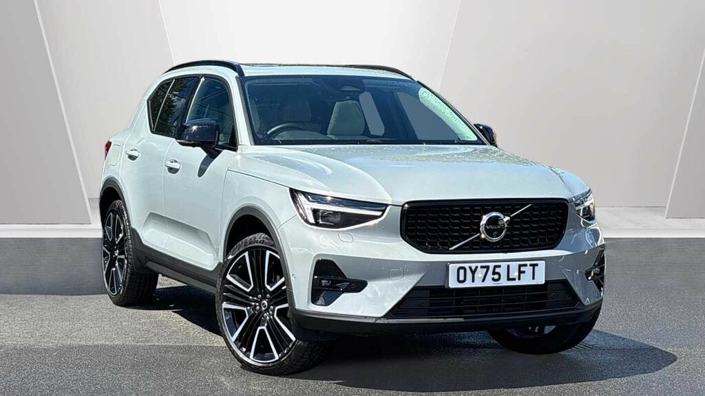 Volvo XC40 Ultra, B4 Mild Hybrid, Dark OY75LFT Grey