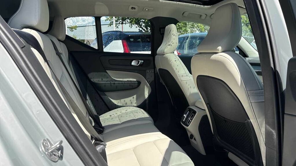 Volvo XC40 Ultra, B4 Mild Hybrid, Dark OY75LFT Grey #6