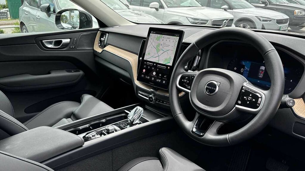 Volvo XC60 Plus, B5 Awd Mild Hybrid, Dark RF25ABO  #4