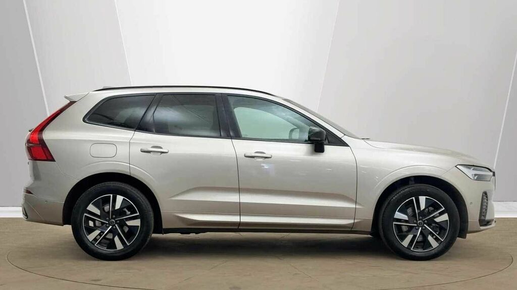 Volvo XC60 Plus, B5 Awd Mild Hybrid, Dark  #2