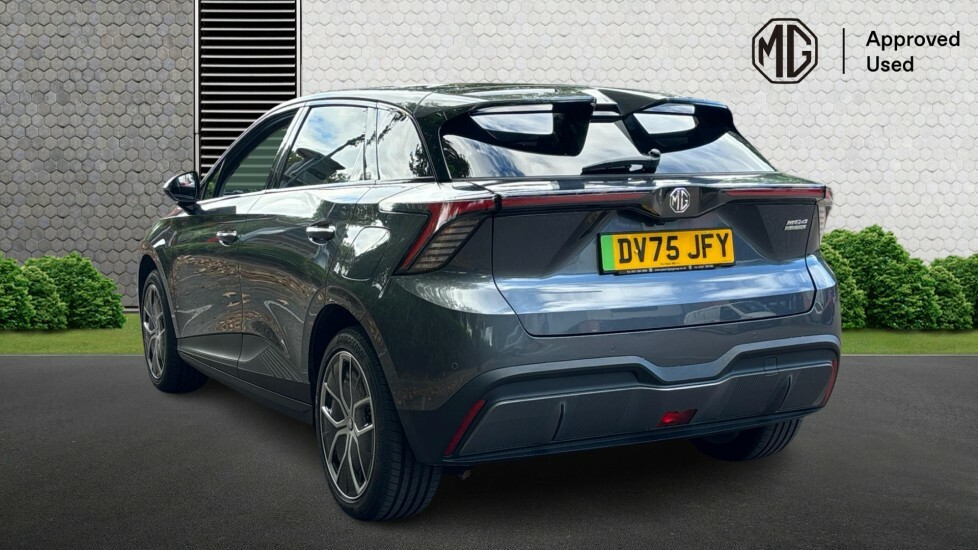MG MG4 77Kwh Trophy Extended Range DV75JFY  #2