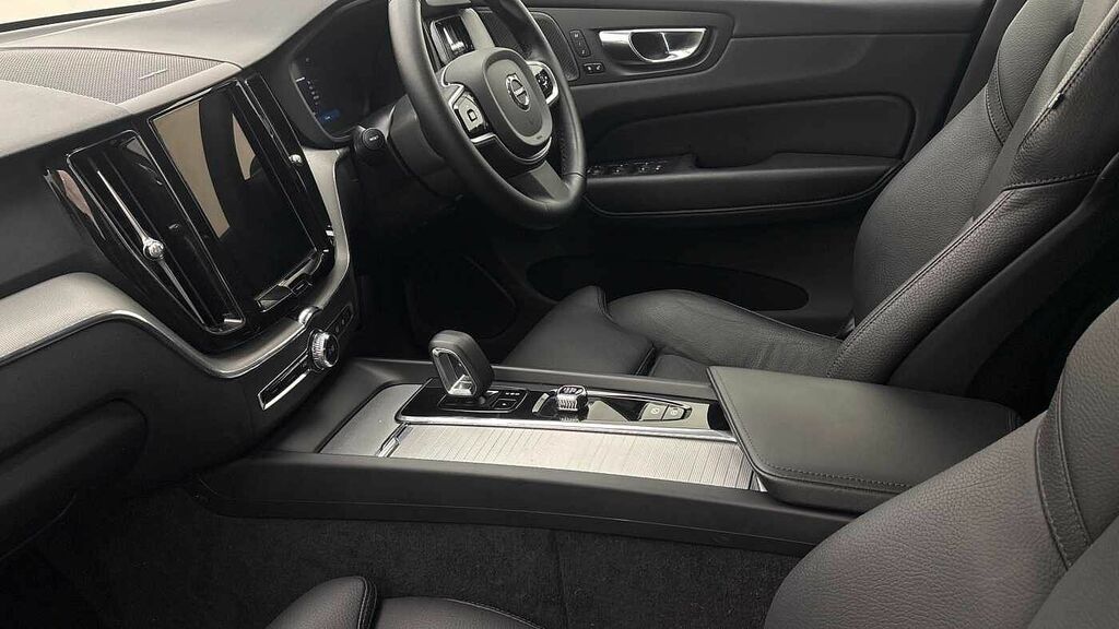 Volvo XC60 B5 247Bhp Plus Dark Awd Mild Hybrid - 360 Parki Silver #6