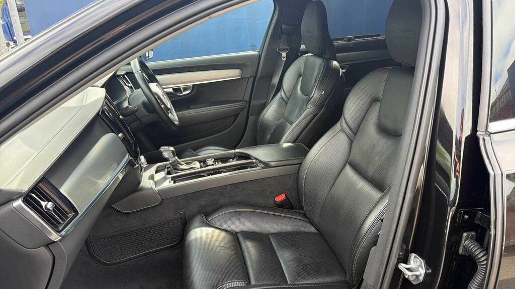 Volvo V90 T4 Momentum Plus Grey #43