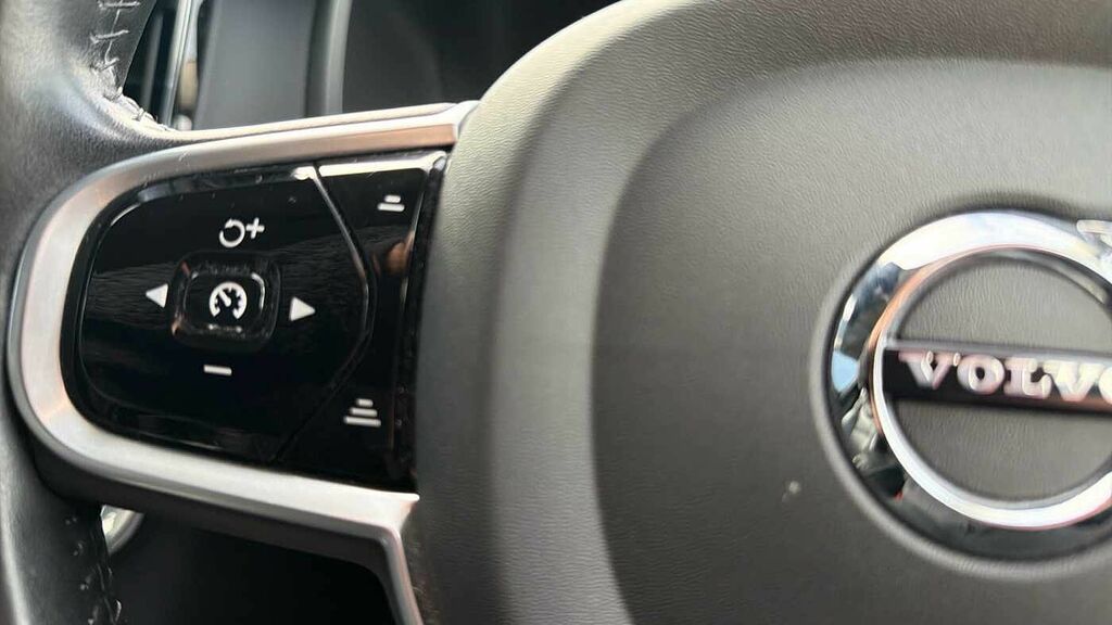 Volvo V90 T4 Momentum Plus Grey #37