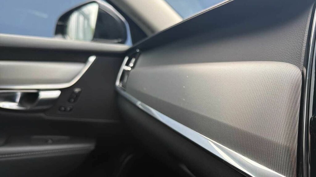 Volvo V90 T4 Momentum Plus Grey #25
