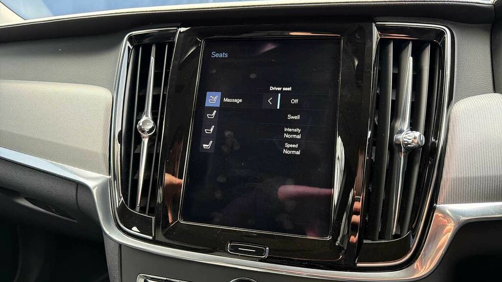 Volvo V90 T4 Momentum Plus Grey #33