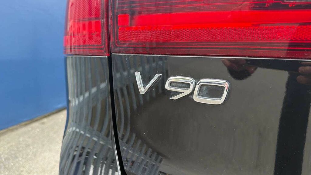Volvo V90 T4 Momentum Plus Grey #16
