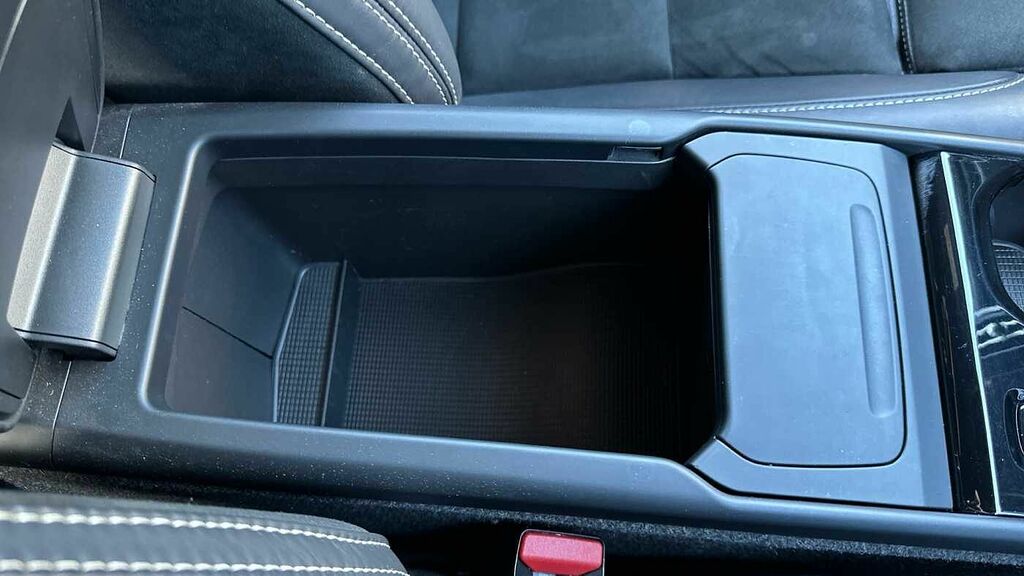 Volvo XC40 Inscription Black #47