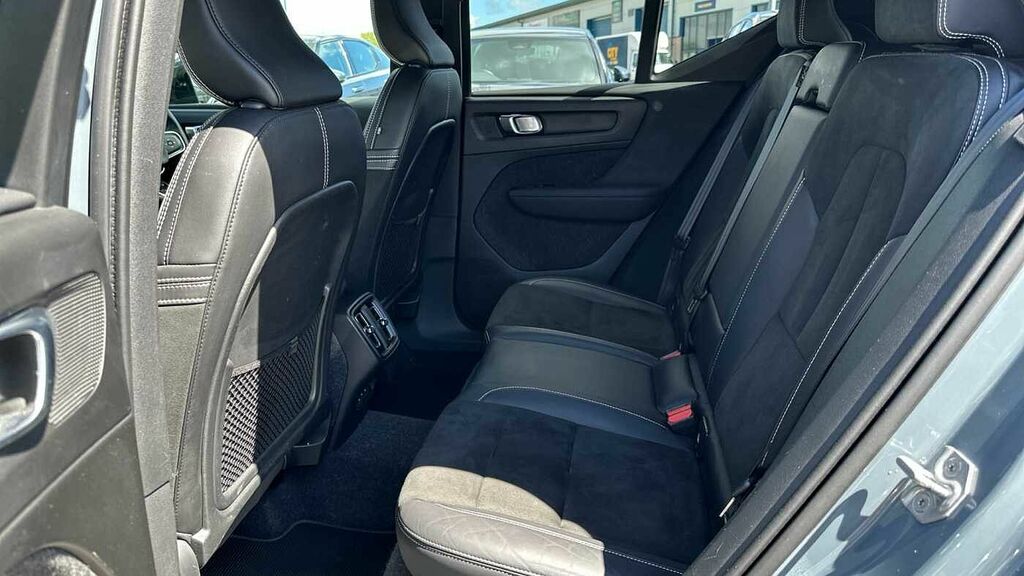Volvo XC40 Inscription Black #30