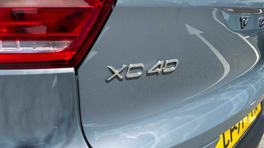 Volvo XC40 Inscription Black #35