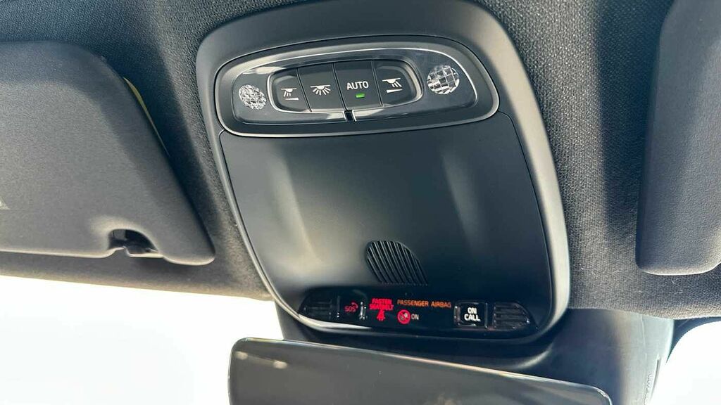 Volvo XC40 Inscription Black #25
