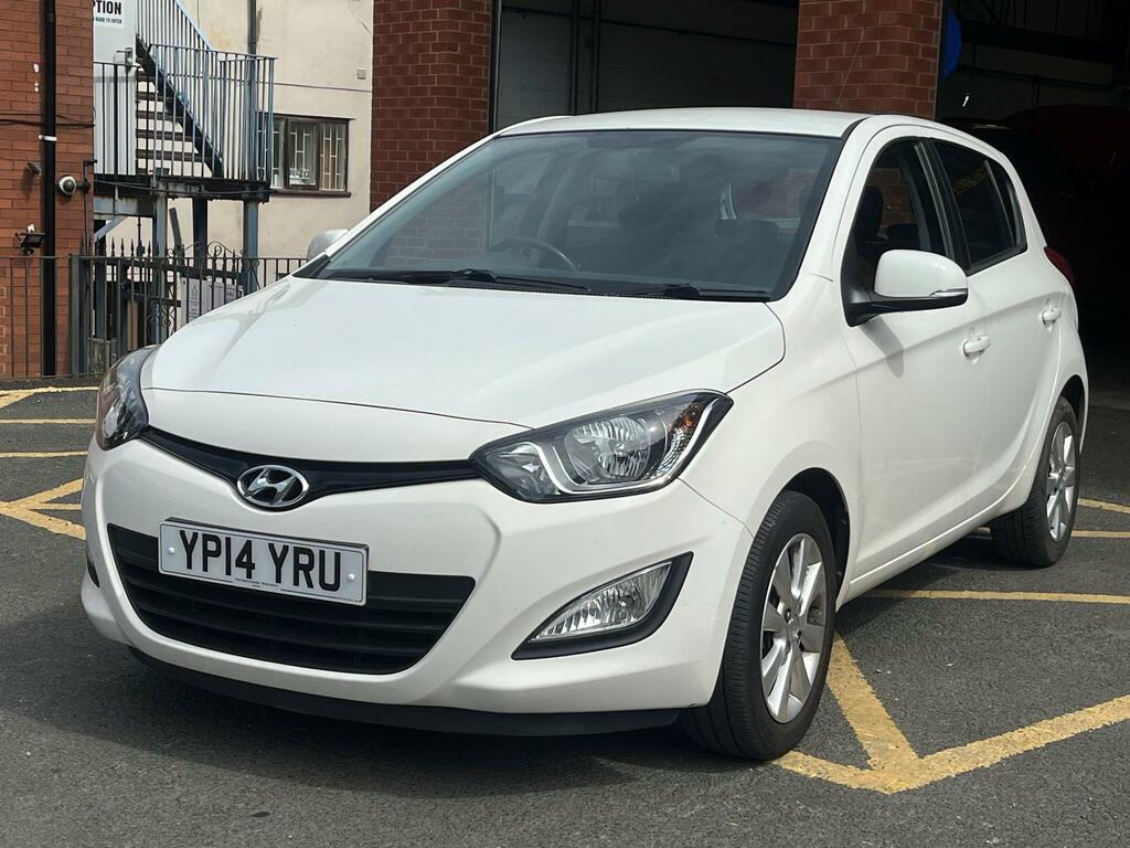 Hyundai I20 1.2 Active White #2