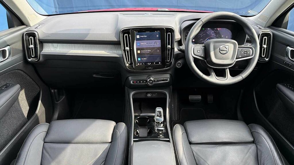 Volvo XC40 B3 161Bhp Plus Dark Mild Hybrid - 360 Camera Red #5