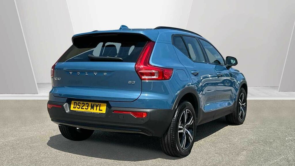 Volvo XC40 Plus, B3 Mild Hybrid, Dark DS23MYL Blue #2