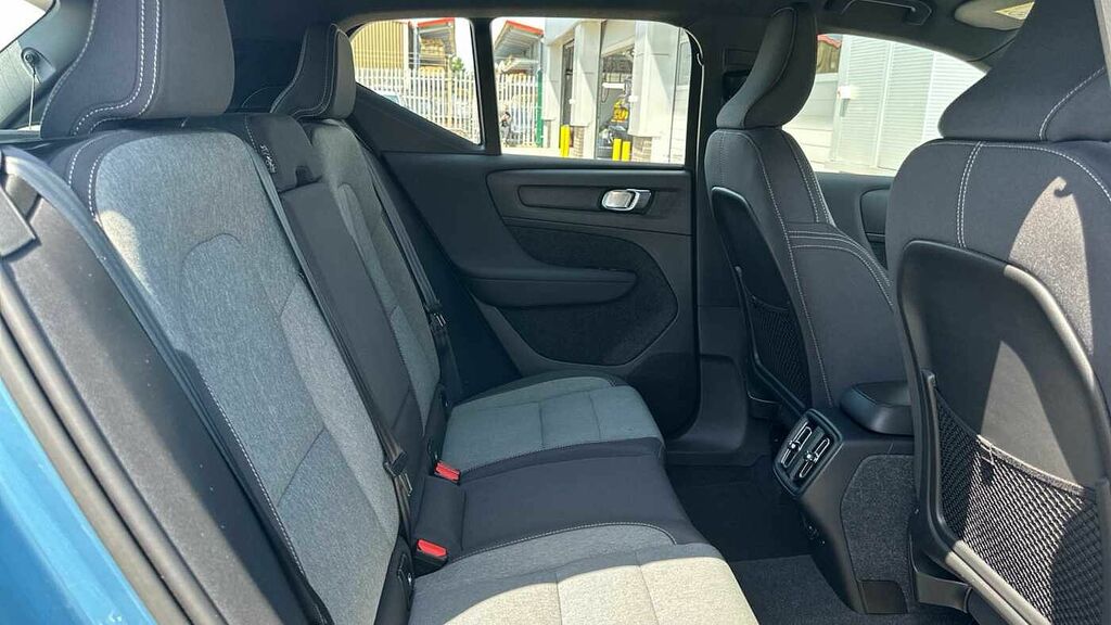 Volvo XC40 Plus, B3 Mild Hybrid, Dark DS23MYL Blue #6