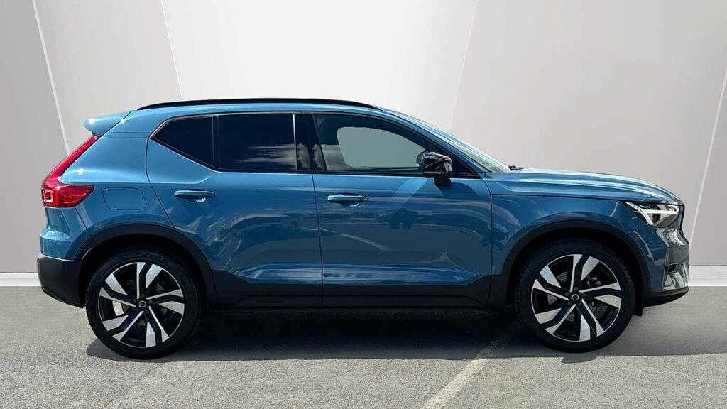 Volvo XC40 Ultimate, B3 Mild Hybrid, Dark Blue #3