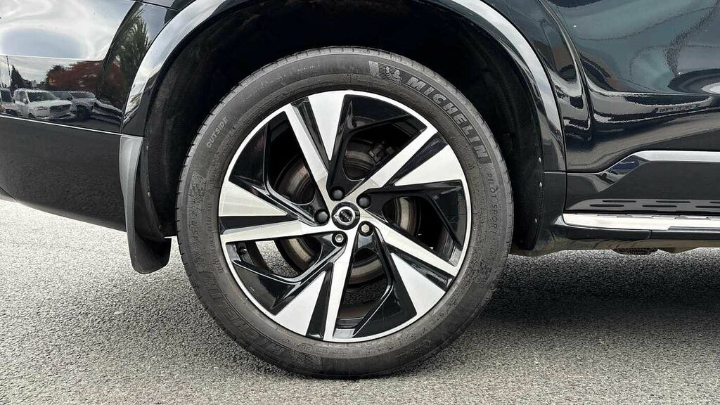 Volvo XC90 Xc90 Momentum B5 Mhev Awd White #9