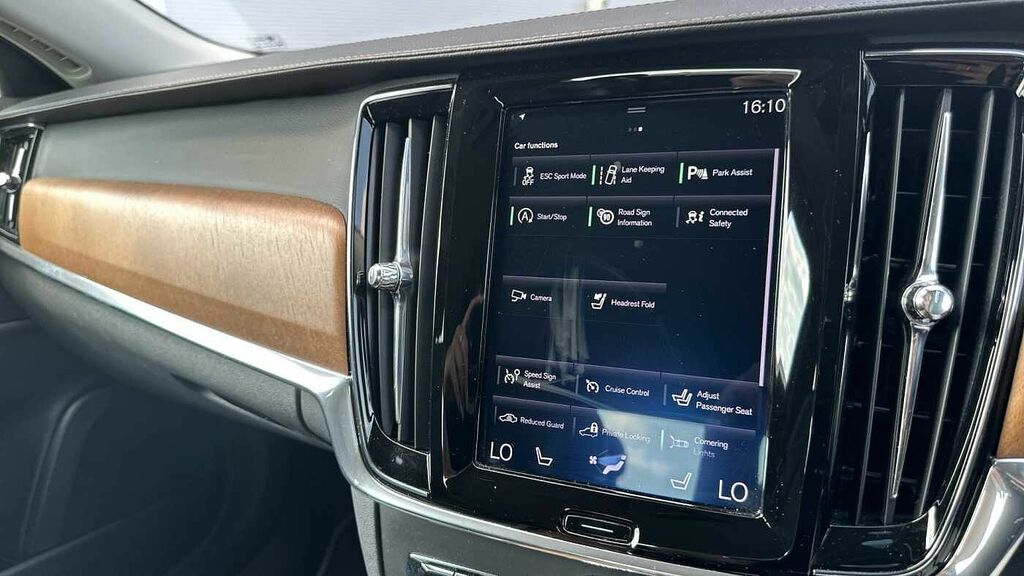 Volvo S90 2L Momentum Pro Silver #14