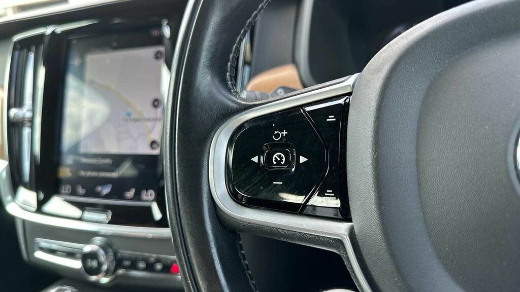 Volvo S90 2L Momentum Pro Silver #18