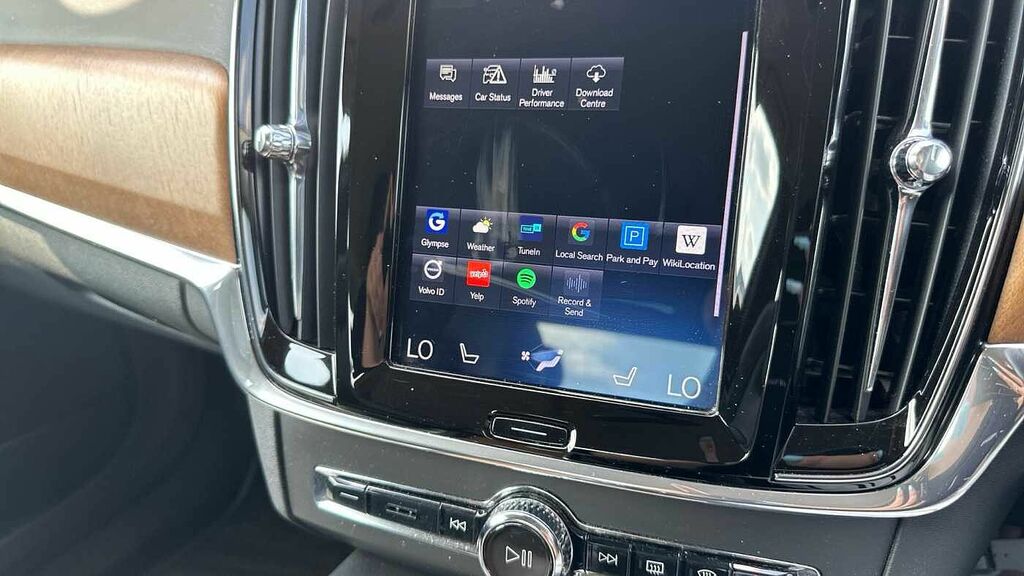 Volvo S90 2L Momentum Pro Silver #38